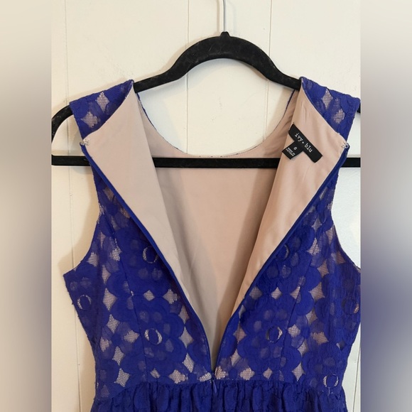 Ivy Blu Women’s Deep Royal Fit And Flare Floral Lined Dress Sz 6 - Picture 7 of 12